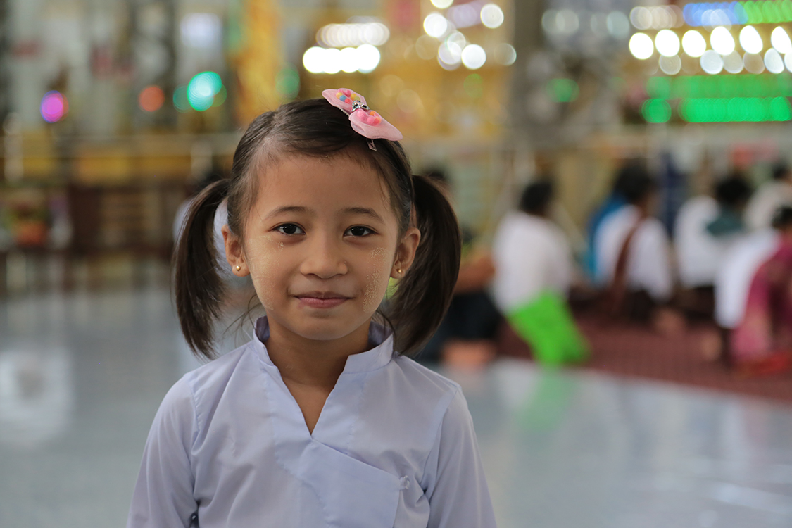 Yangon.
Pagode Chauzkhtakyi.