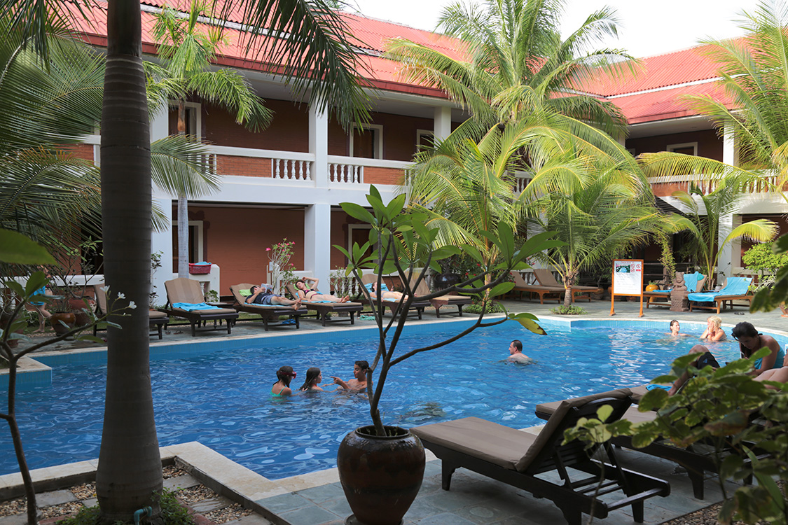 Bagan.
Notre plus bel hÃ´tel du voyage, avec une piscine Ã  plus de 30Â°...