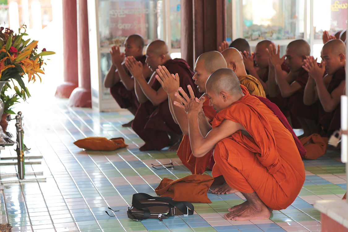 Bagan.
Pagode Shwezigon.