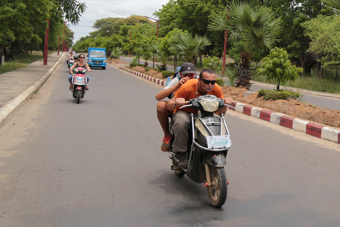 Bagan.
Vas-y Niko !
En te baissant un peu plus, tu pourrais atteindre les 40km/h...
