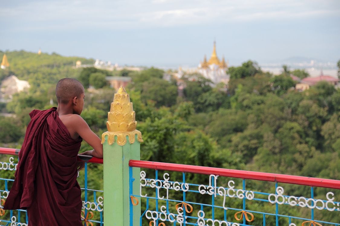 Mandalay, Sagaing.
U Ponya pagoda.