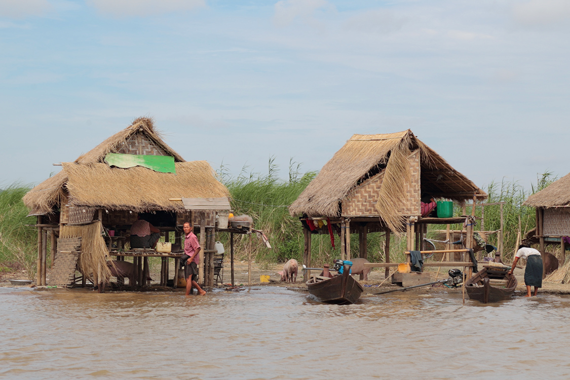 Mandalay.
Bords du fleuve Irrawaddy.