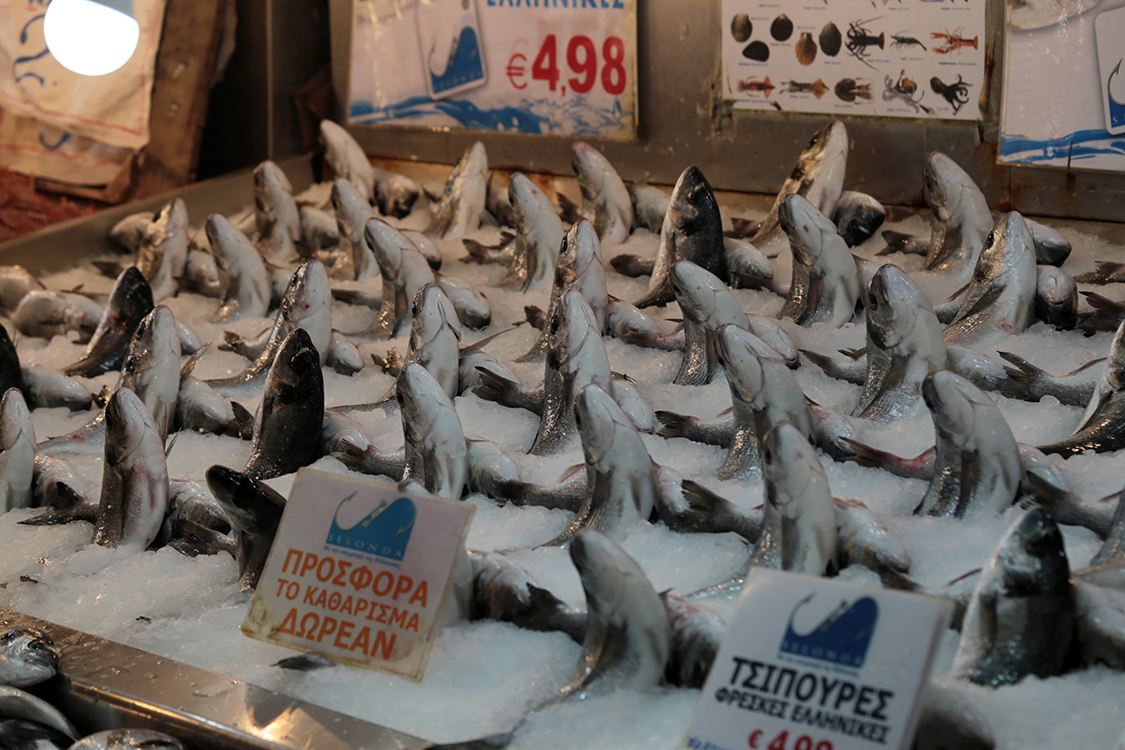 AthÃ¨nes.
MarchÃ© de Varvakios.
Quelle prÃ©sentation !