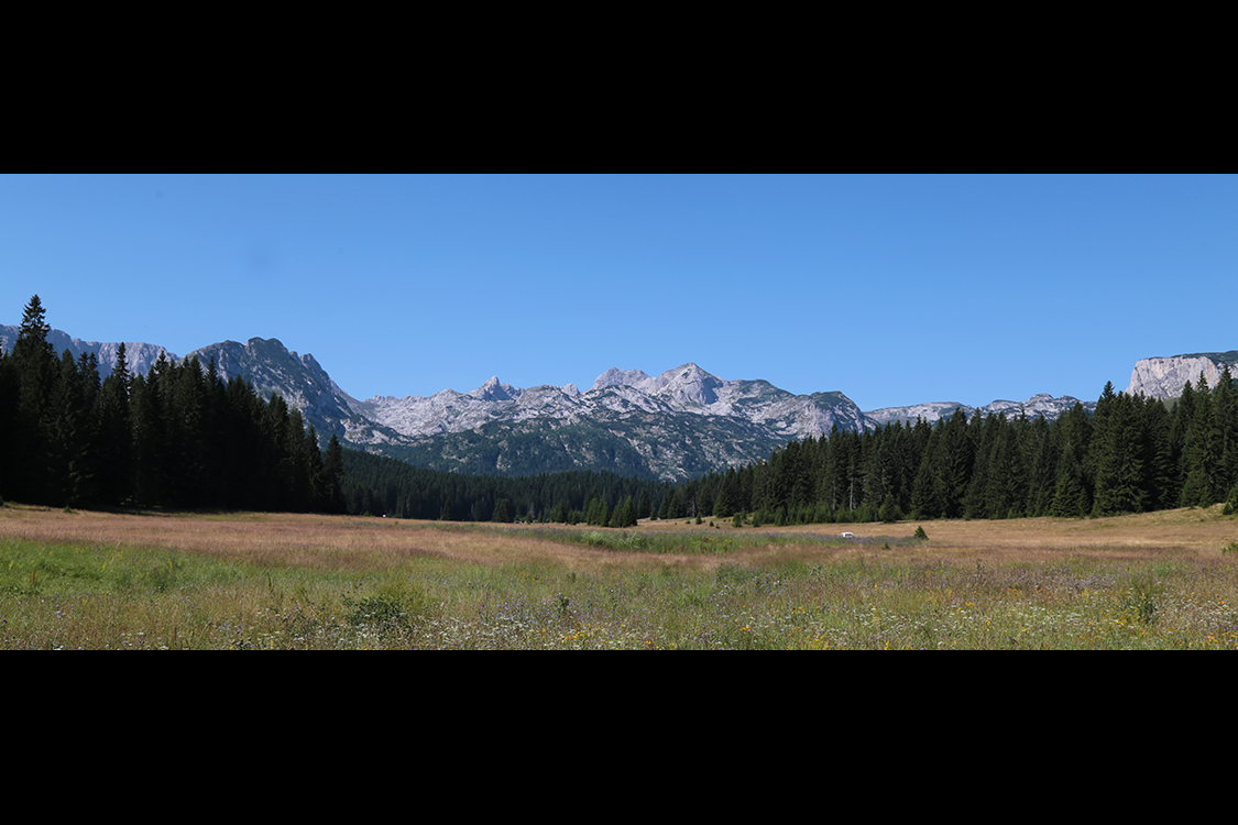 Parc National du Durmitor.
Beau point de vue sur le Durmitor, juste Ã  cÃ´tÃ© de notre chalet.