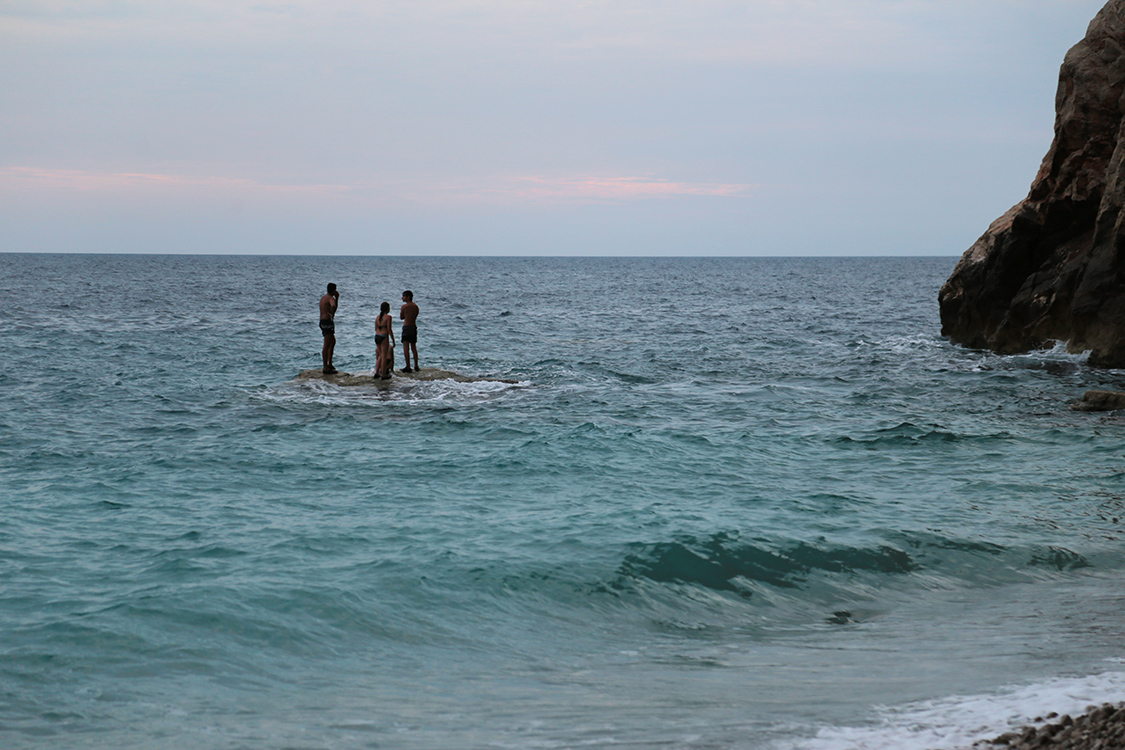 Croatie. Plage de Pasjaca.