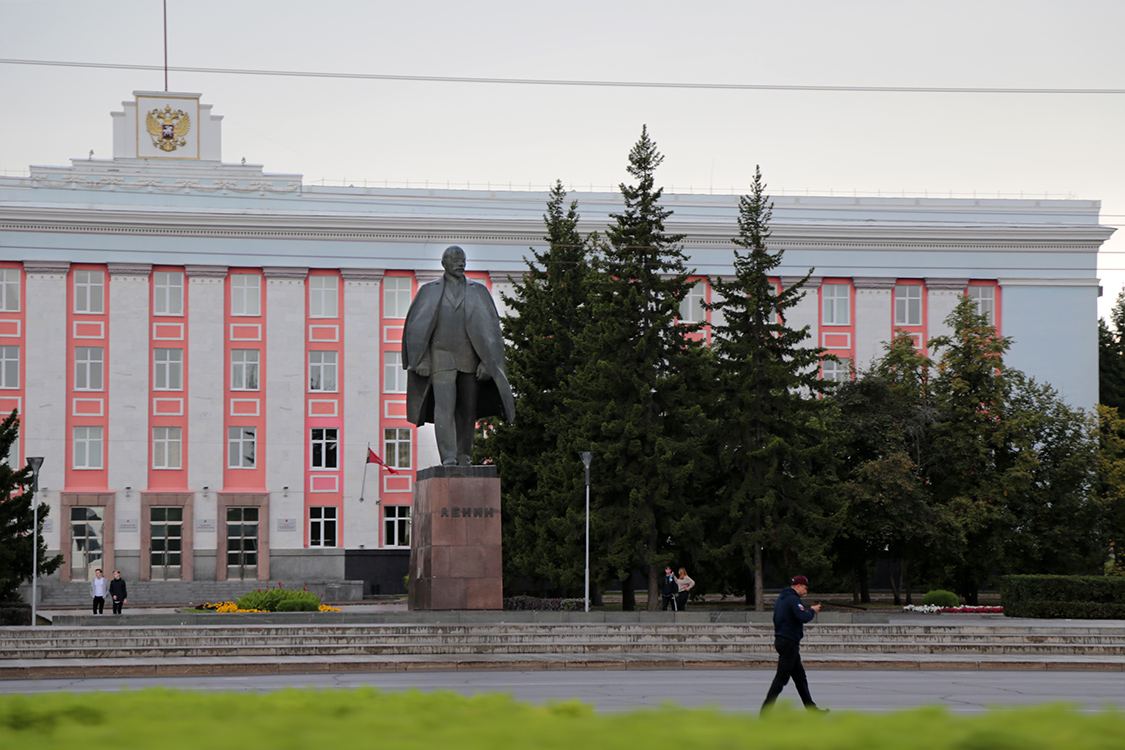 Barnaul.
La statue de LÃ©nine !